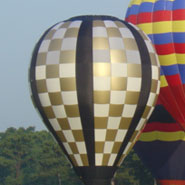 Enjoy a balloon flight with Breeze Balloons