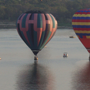 Enjoy a balloon flight with Breeze Balloons